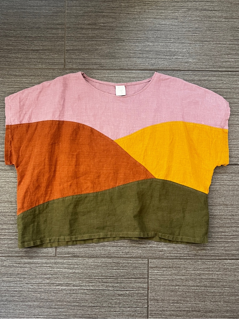 Thread+Sprout Boxy Nature Top - Picture 1 of 3